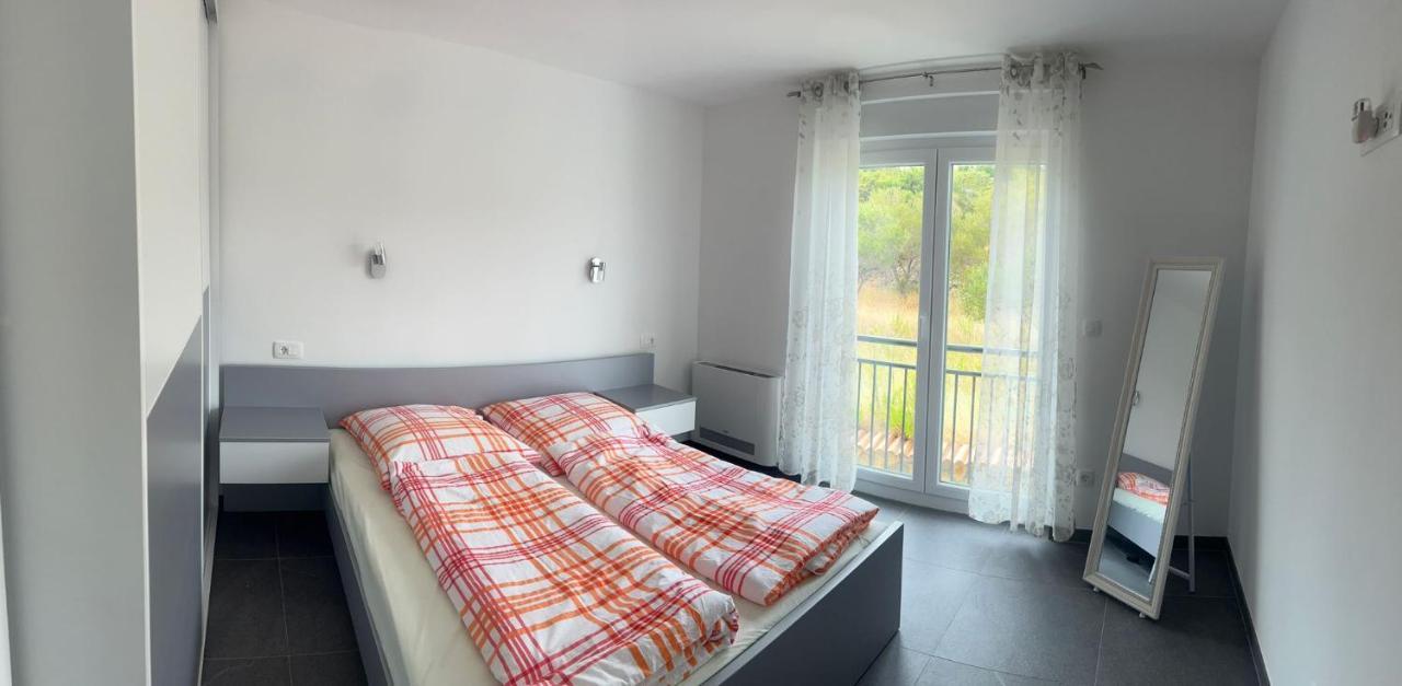 Apartmani Lana Rab Town Dış mekan fotoğraf
