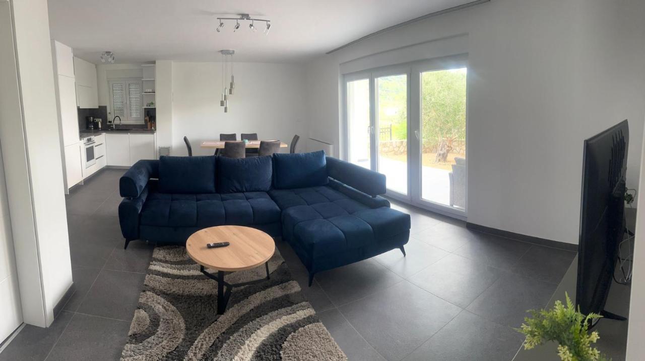 Apartmani Lana Rab Town Dış mekan fotoğraf