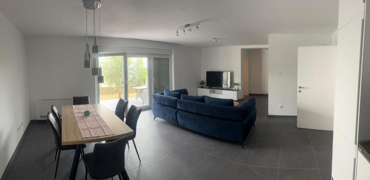 Apartmani Lana Rab Town Dış mekan fotoğraf
