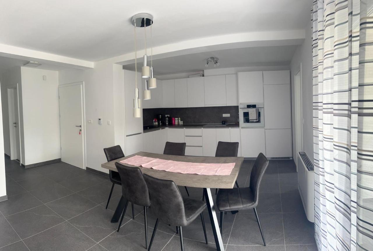Apartmani Lana Rab Town Dış mekan fotoğraf